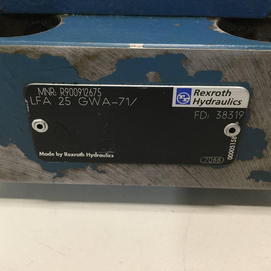 Used REXROTH Valve 4WE6D62EG24N9K4 Used
