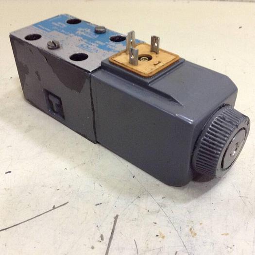 Used VICKERS Directional Hydraulic Valve DG4V322AMUHL760 Used