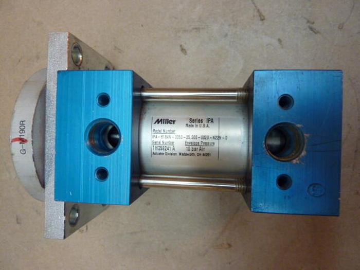 Used MILLER ELECTRIC Air Cylinder IPA-61B4N-0050-25.000-0020-N22N-0 #29360