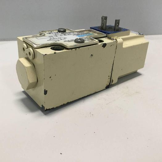 Used VICKERS Directional Control Valve DG4V36BMUH40 #91597