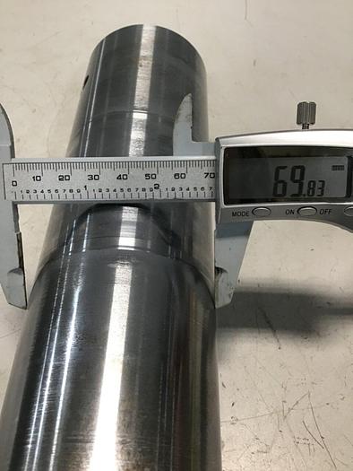 Used CINCINNATI MILACRON Crosshead Toggle Pin 5042540 #117536