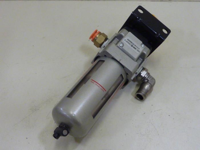 Used SMC Regulator 080617 242572 0024 #58487
