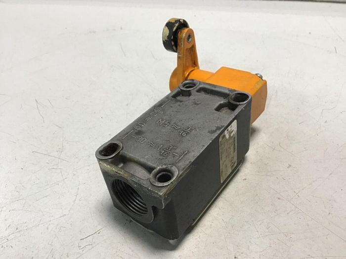 Used SIEMENS Switch 3SE3 120-1GW #121192