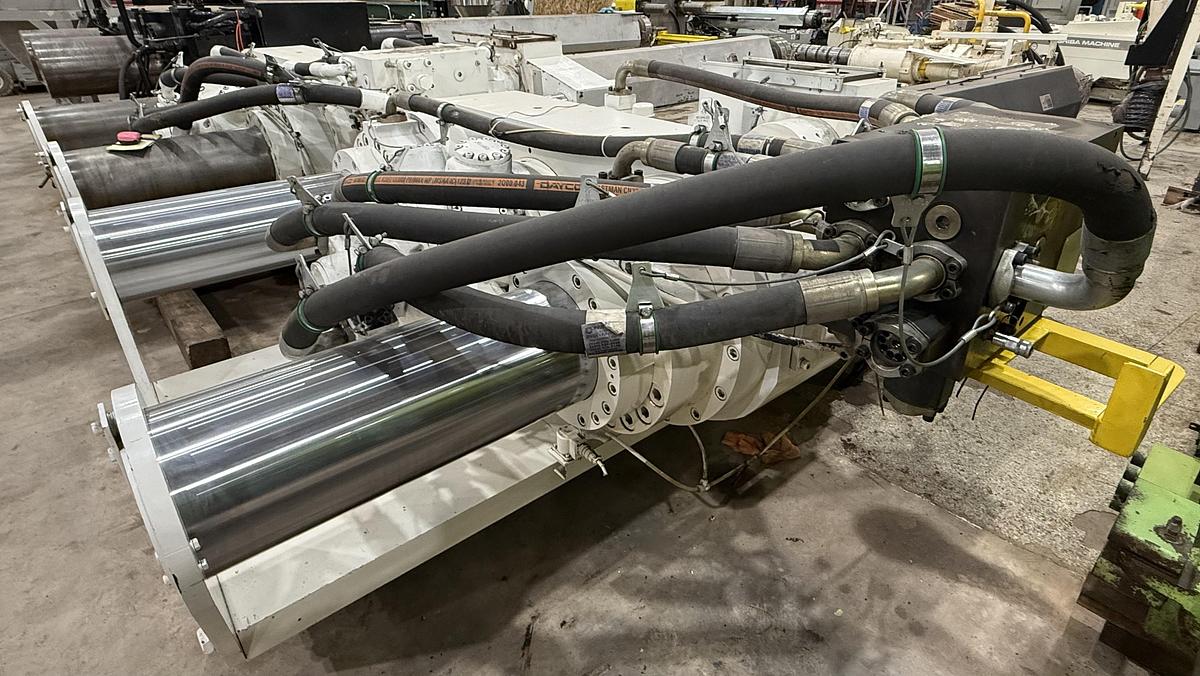 Used HPM 400 oz injection unit