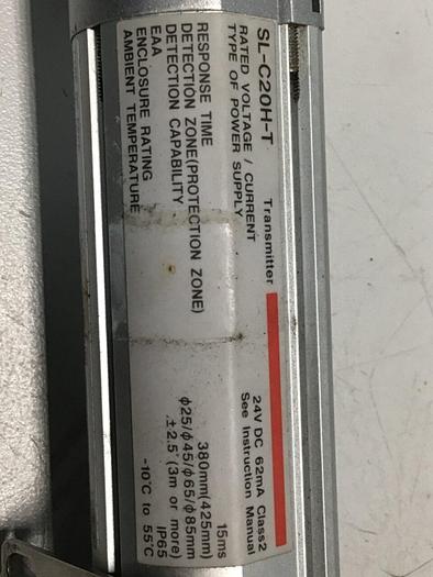 Used KEYENCE CORP Light Curtain Transmitter SL-C20H-T #116093