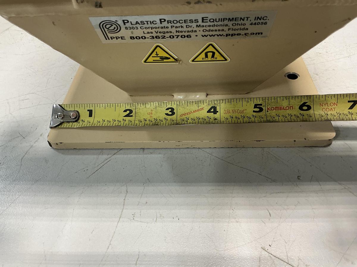 Used PPE NO MODEL NUMBER / NO TAG