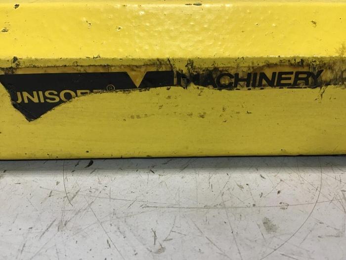 Used UNISORB Leveling Mount 8 x 5 7 5/8 X 5 M/M #122898