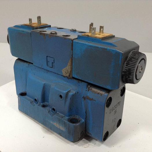 Used VICKERS Valve DG4V-3-6C-M-U-HL7-60-B13 Used