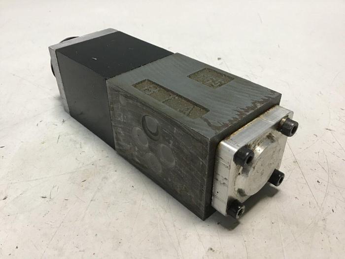 Used ARBURG Valve 4WE6EB53/BG24NK4 SO39 #136524