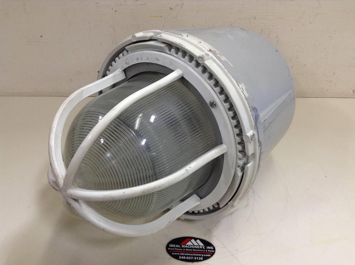 Used GENERAL ELECTRIC Explosion Proof Lighting Fixture H9115S3PHH Used