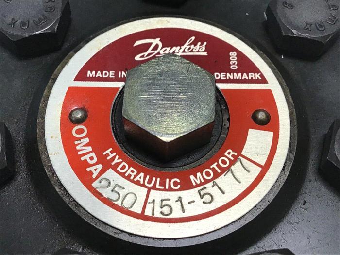 Used DANFOSS 60 HP Die Height Hydraulic Motor OMPA 250-151-5177 USED