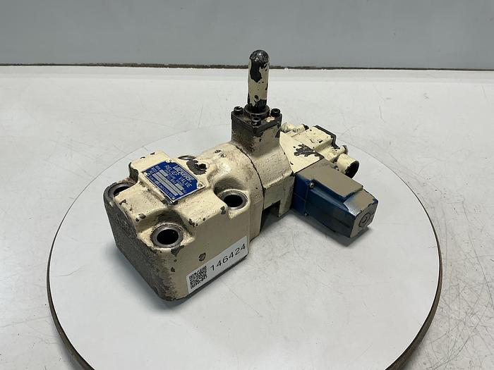 Used VICKERS DG4V-3-OB-P-L-T-10-JA-S310