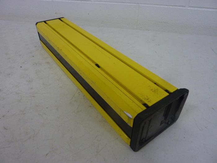 Used SICK OPTIC ELECTRONIC Light Curtain Receiver AGSE 450-1211 #51343