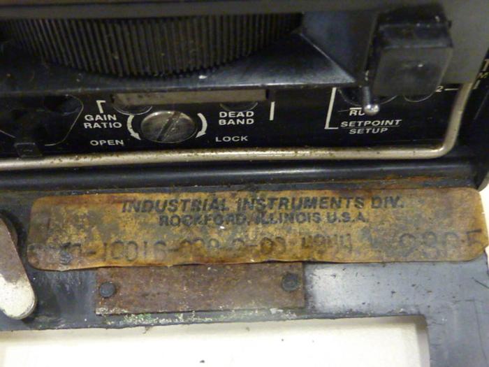 Used BARBER COLMAN Temperature Control 585A-10016-020-0-00 #42920