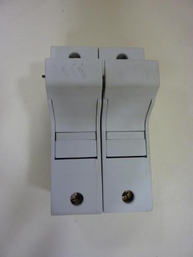 Used FERRAZ SHAWMUT 30 Amp Fuse Holder US3J3 #57106