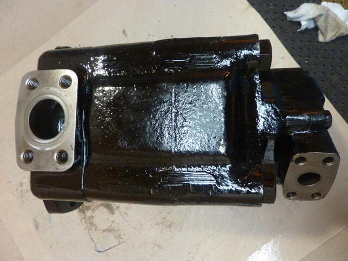 Used VICKERS Hydraulic Vane Pump 4520V42A8 #30755