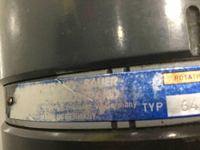 Used MANNESMANN DEMAG Hydraulic Motor 644P050-021-014-LFOA2-M1239 Used