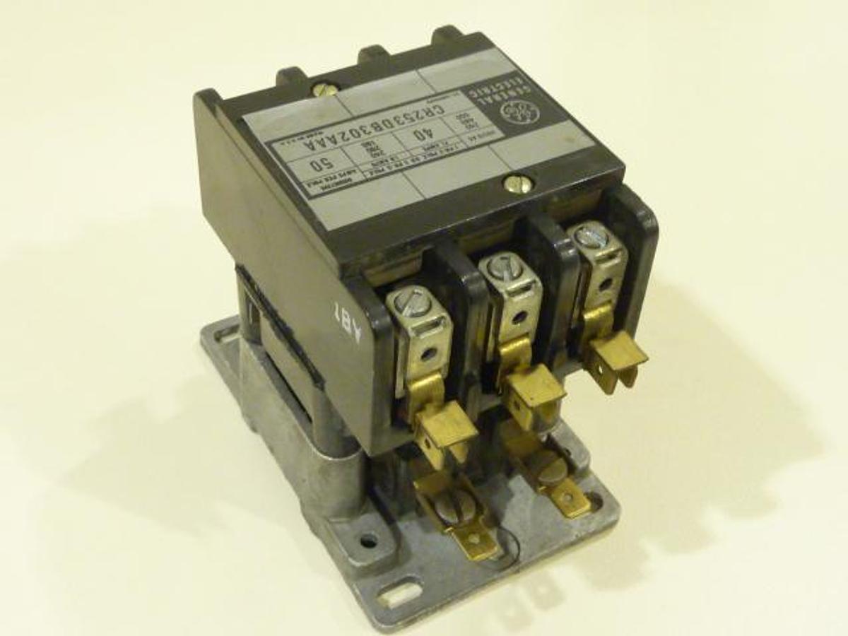 Used GENERAL ELECTRIC / GE Contactor CR253DB302AAA Used