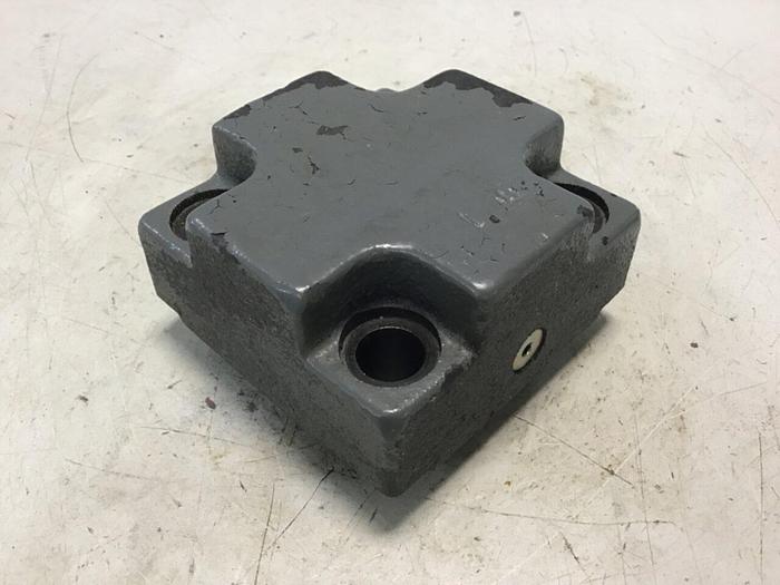 Used VICKERS Check Valve CVCS-25-N-S2-10-X99 Used