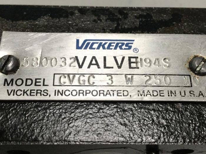 Used VICKERS Valve CVGC 3 W 250 10 #111284