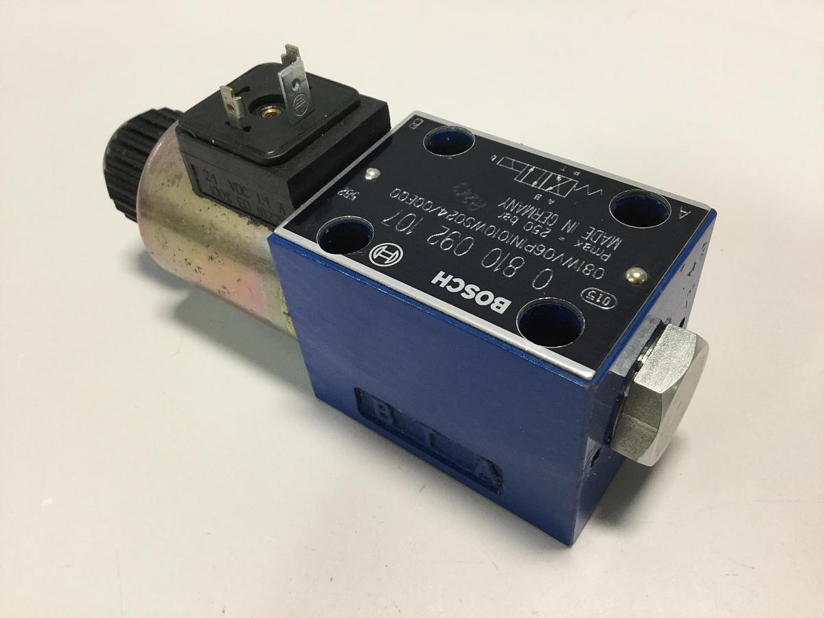 Used BOSCH Valve 0 810 092 107 Used
