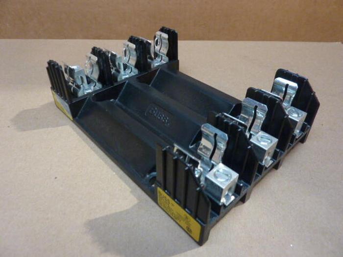 Used BUSSMANN 30 Amp Fuse Holder H60030-3C #33184