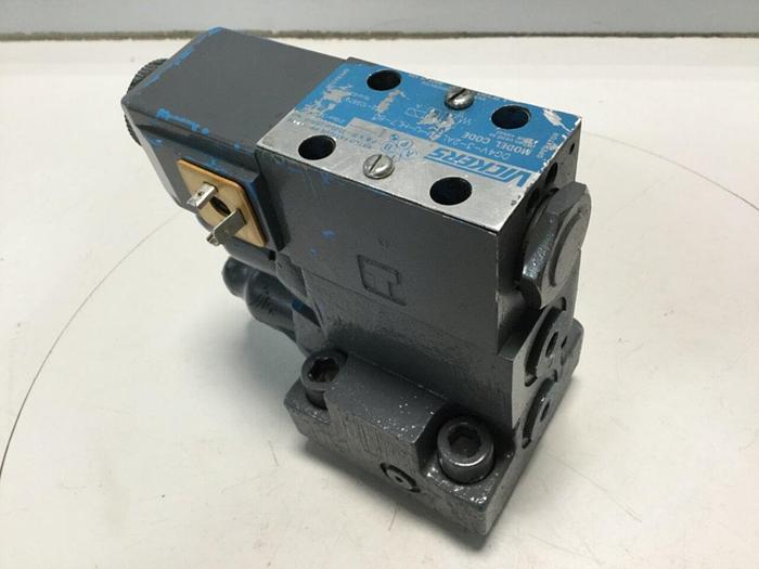 Used VICKERS Valves DG4V-3-2AL-M-U-HL7-60 #111260
