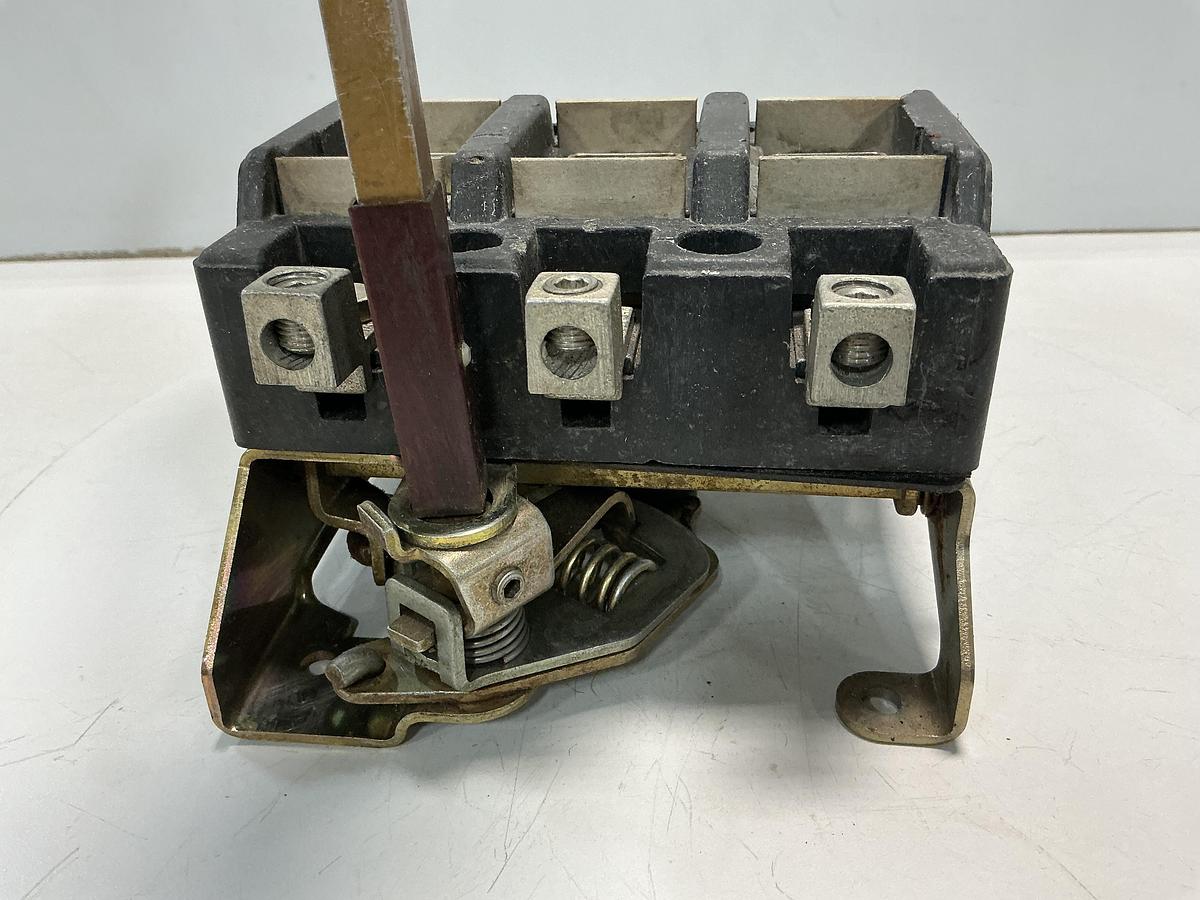 Used ALLEN BRADLEY 1494R-N100