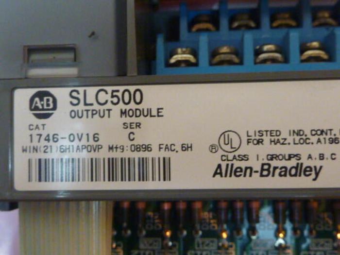 Used ALLEN BRADLEY Output Module 1746-OV16 SER C #35324