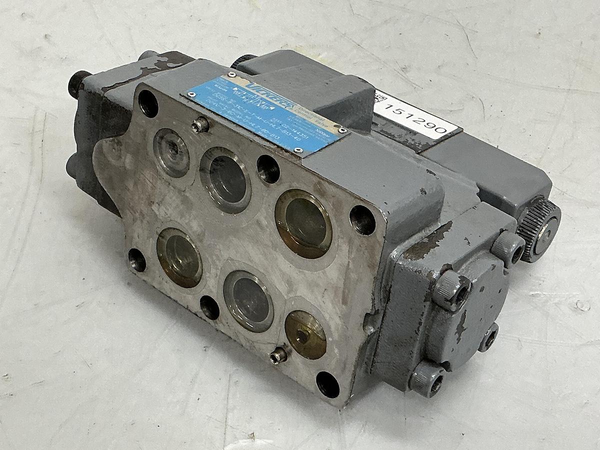 Used VICKERS DG4V-3-6C-M-U-HL7-60-B13