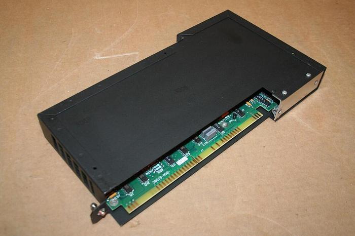 Used SQUARE D Output Module 8030-ROM-221 Used