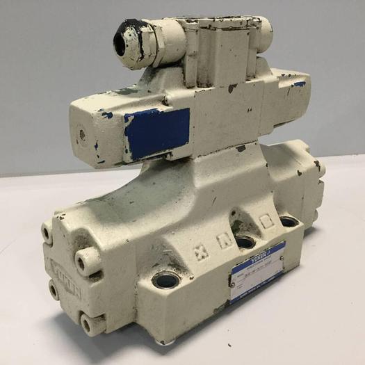 Used YUKEN Directional Valve DHG-06-3C31-5037 #91775