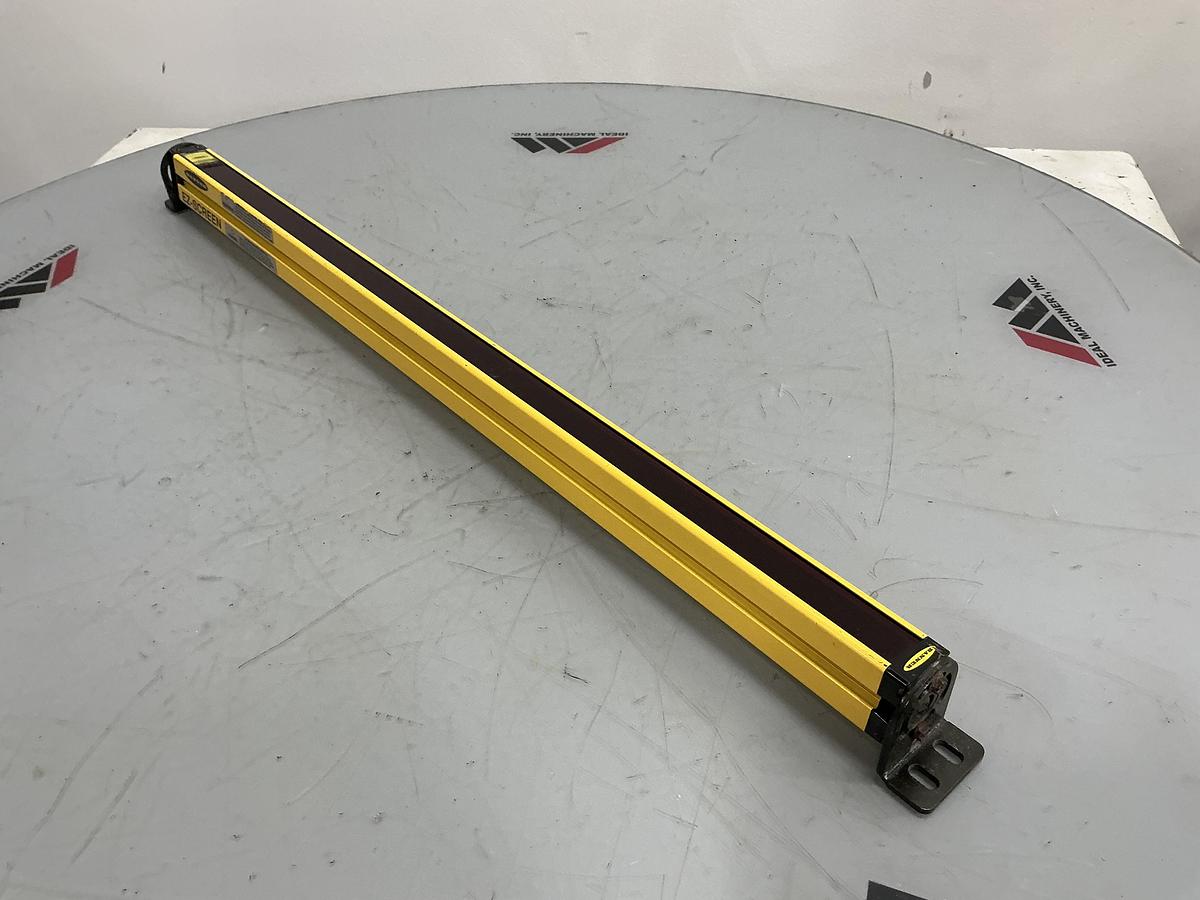 Used BANNER ENGINEERING SLSE30-750Q8