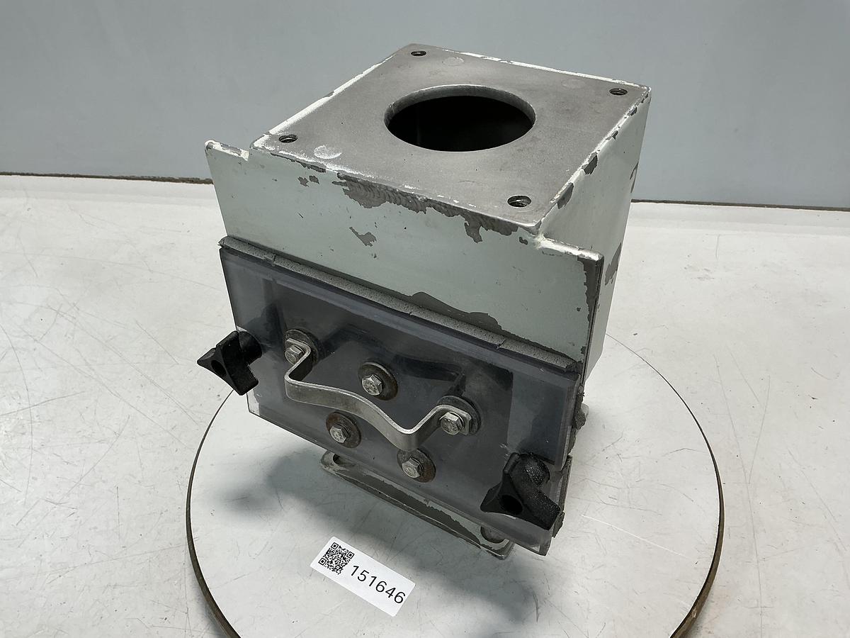 Used METAL FABRICATING NO MODEL NUMBER / NO TAG