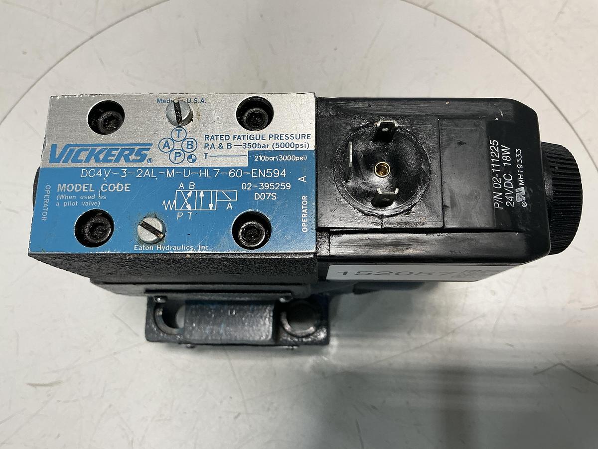 Used VICKERS DG4V-3-2AL-M-U-HL7-60-EN594