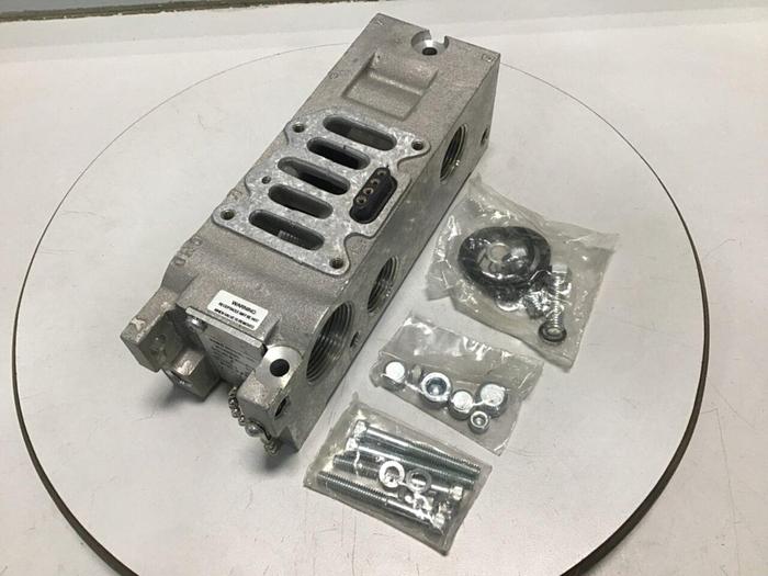 Used PARKER 3/8 Manifold K142230 #114877