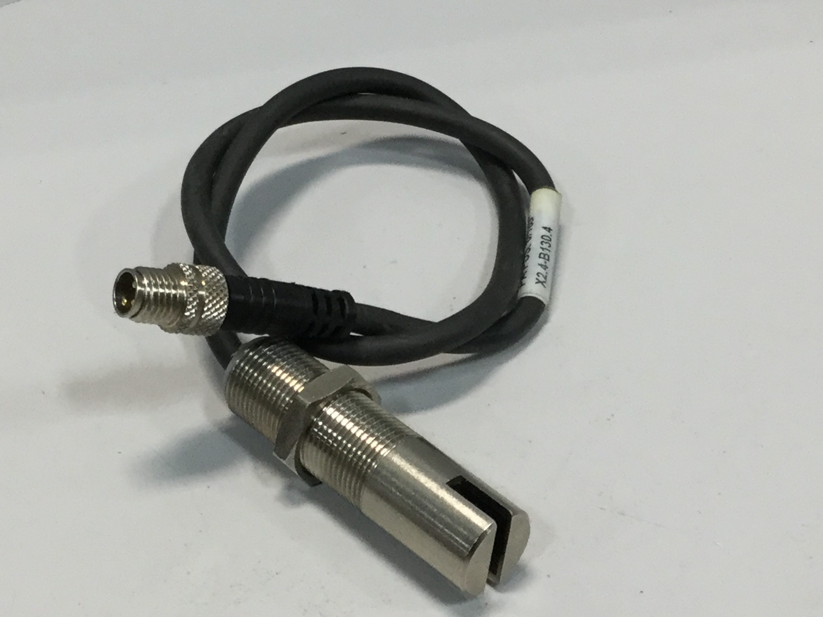 Used BAUMER ELECTRIC Proximity Sensor FEG 14.24/403858 USED