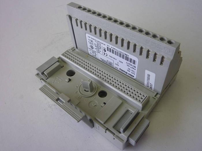 Used ALLEN BRADLEY Input Module 1794-IB16 SER A #50506
