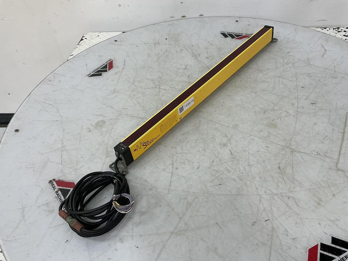Used BANNER MS46SR-30-700-Q1-R-NC-FP