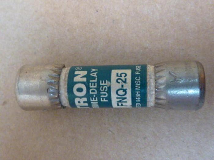 Used TRON / BUSSMANN 25 Amp Fuse FNQ-25 #36105