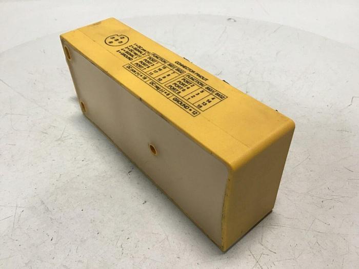 Used TURCK ELEKTRONIK Multibox 8 Port Connector U0217 #132769