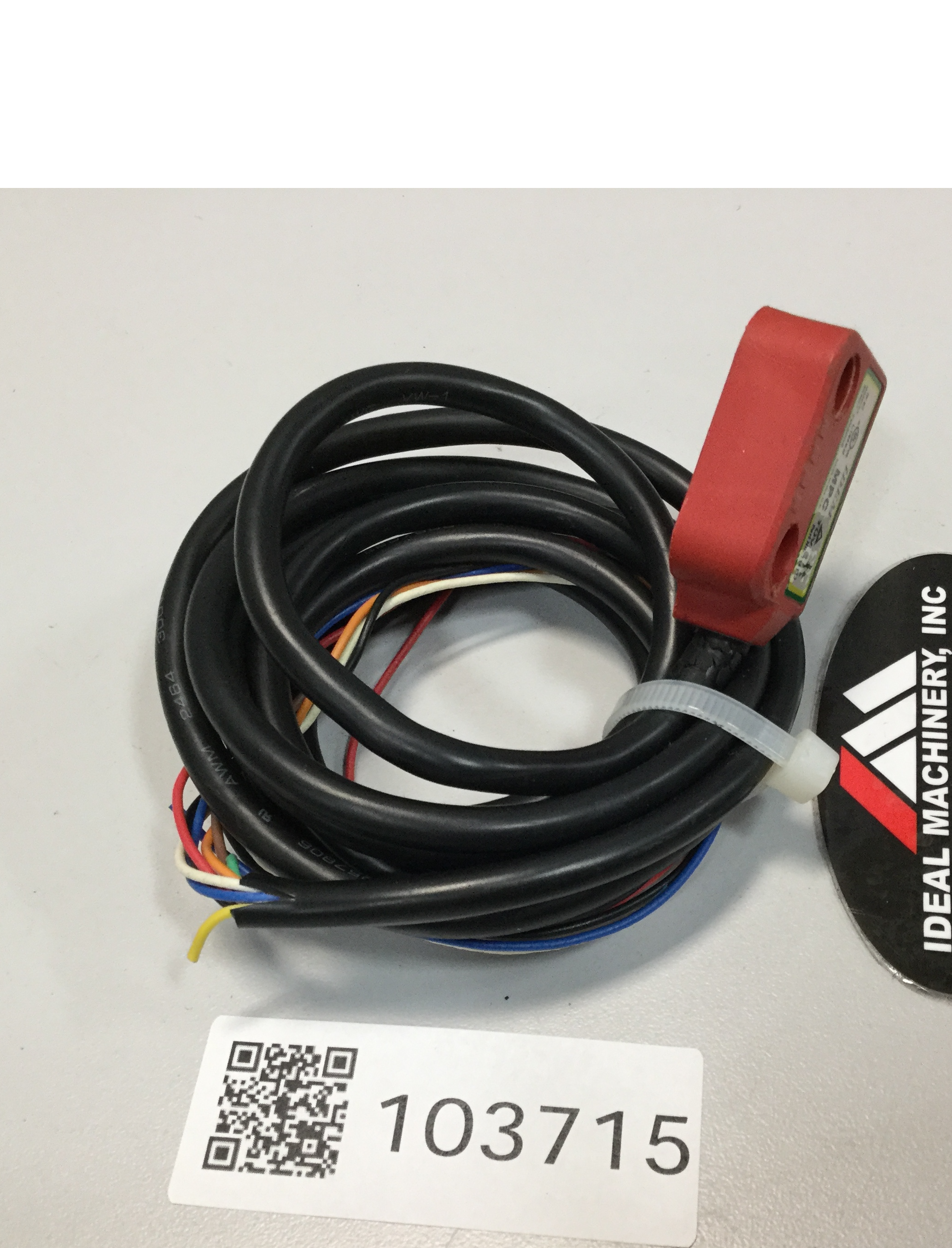 Used IDEM SAFETY SWITCHES Coded Miniature Switch 114113 USED