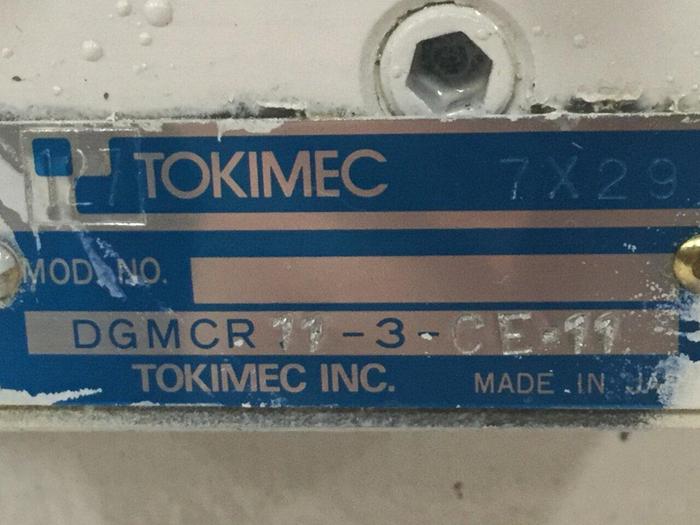 Used TOKIMEC Directional Control Valve DG4VS-3-0C-M-P7-H-7-P12-52 #95372