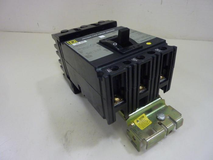 Used SQUARE D 20 Amp Circuit Breaker FCB34020 #46750