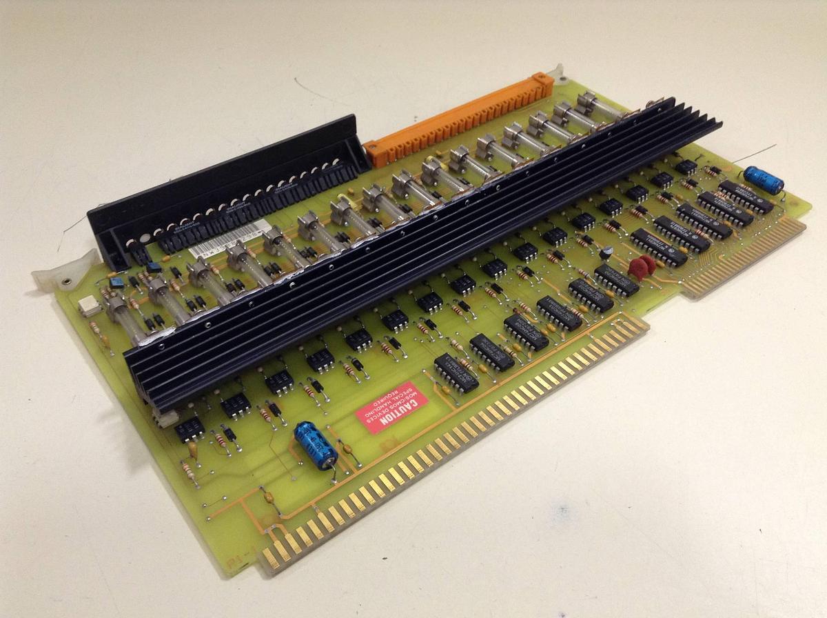Used CINCINNATI MILACRON I/O Board 3-531-4479A Used