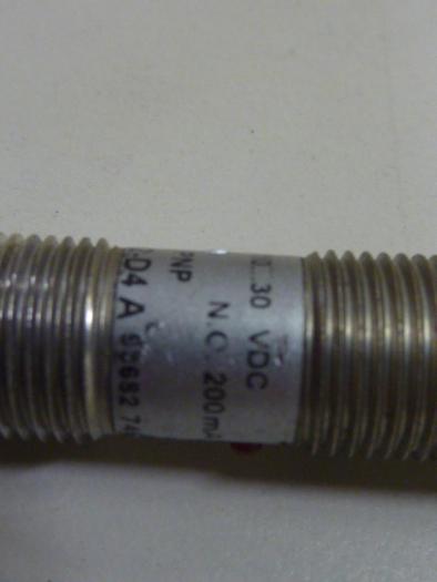 Used ALLEN BRADLEY Sensor 871C-DT2NP12-D4 SER A #62645