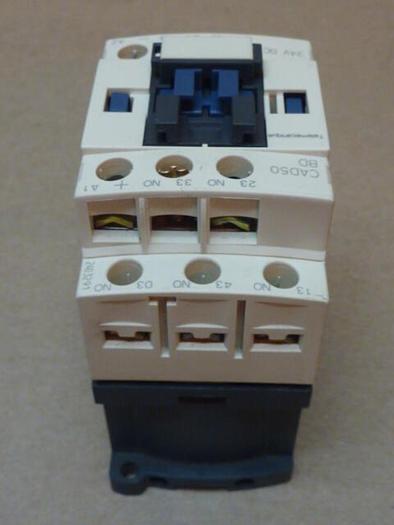 Used TELEMECANIQUE Contactor CAD50BD #31618