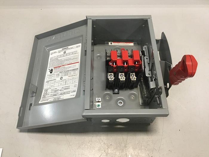 Used SIEMENS 30 Amp Safety Disconnect Switch HNF361 VBII #137846