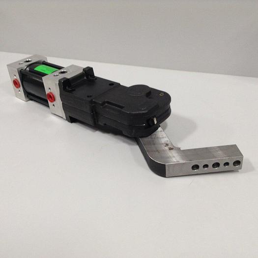 Used DESTACO Pneumatic Hold Clamp 994MAL-043M-135A-57-11 #90069