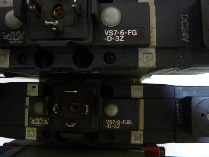 Used SMC Control Block w/ Valves VV71-PR-02 #60101